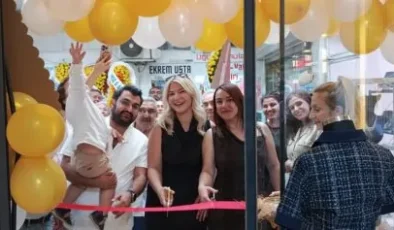 Karşıyaka’da Yeni Butik Heyecanı: Ekim Aslan Boutique Yoğun Katılımla Kapılarını Açtı!
