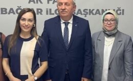 Aktif siyasete girdi