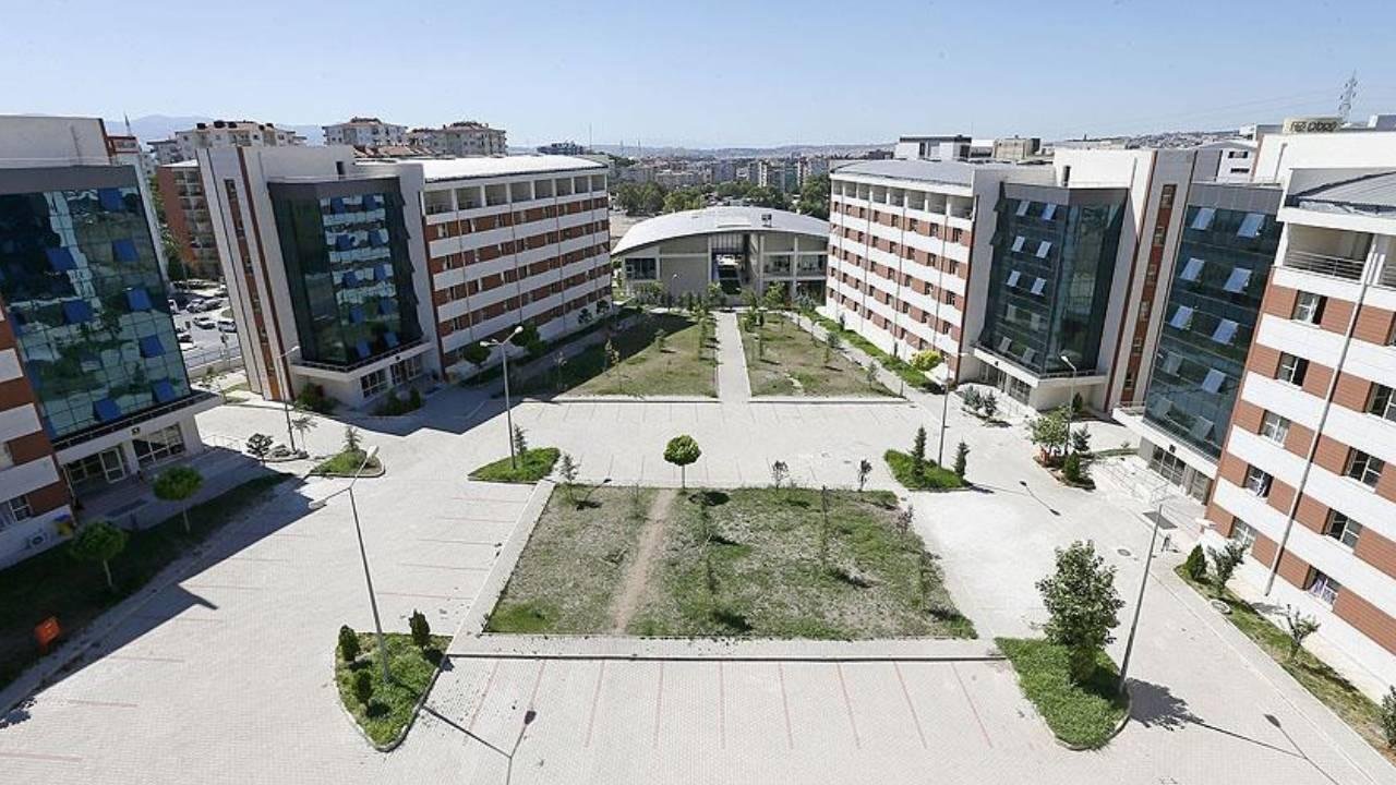 İzmir Gençlik ve Spor İl Müdürlüğü’nden Öğrencilere Tam Destek
